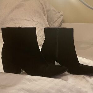 Stuart Weitzman Elegant Black Ankle Boots